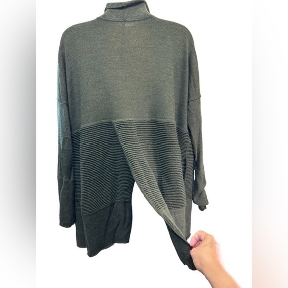 Lululemon Sit In Lotus Wrap II Heathered Dark Olive - Picture 15 of 15